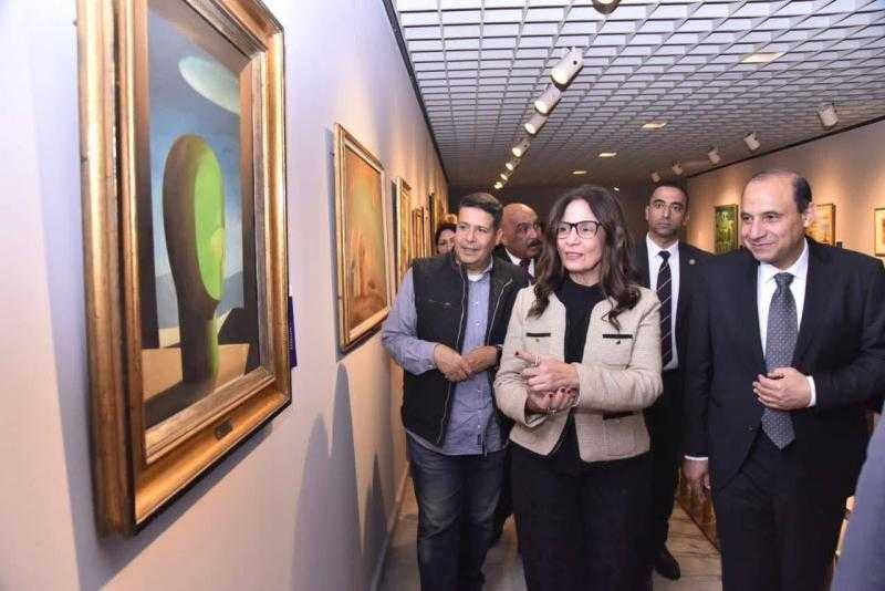 وزيرة الثقافة تفتتح معرض ”كنوز
