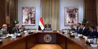 رئيس الوزراء يلتقي رئيس مجلس إدارة شركة ”خينان تشهنجفو” الصينية