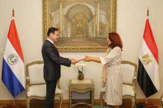 سفيرة مصر لدى جمهورية باراجواي تلتقي وزير الخارجية وتبحث سبل تطوير التعاون الثنائي