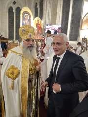 من قداس عيد القيامة.. أسقف فرنسا : مصر تمثل نموذجًا راسخًا للوحدة الوطنية