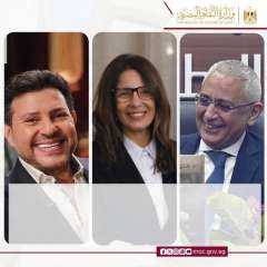 وزيرة الثقافة تطمئن على صحة الفنان هاني شاكر وتتواصل مع أسرته وسفير مصر في فرنسا