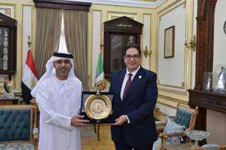 رئيس جامعة القاهرة  يستقبل ”حمد عبيد الزعابي” سفير  الإمارات لدى مصر