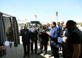 رئيس الوزراء يفتتح عددا من المصانع بالمنطقة الاقتصادية لقناة السويس