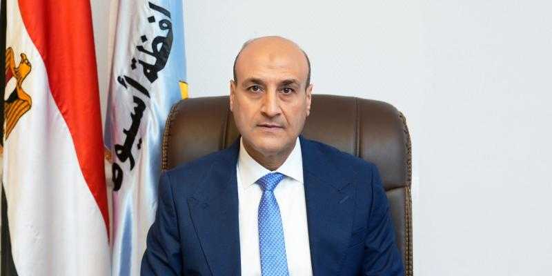 محافظ أسيوط يهنئ الرئيس السيسي والقوات المسلحة بالذكرى الرابعة والأربعين لتحرير سيناء
