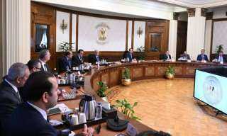 الحكومة تعلن إيقاف العمل بقرار غلق المحال 11 مساء والعودة للمواعيد الطبيعية