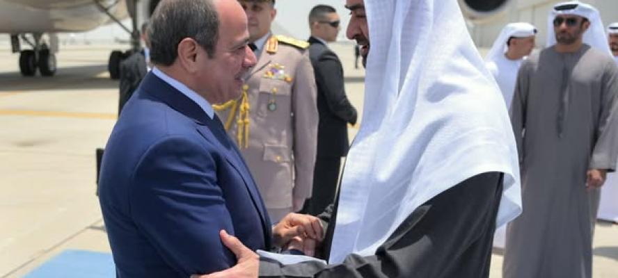 محمد بن زايد يصطحب الرئيس السيسي لمطار أبو ظبي الدولي لتوديعه عقب انتهاء زيارته للإمارات| صور