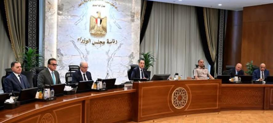 مدبولي يهنيء فخامة الرئيس والشعب المصري العظيم بمناسبة قرب حلول عيد الأضحى المبارك