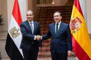 وزيرا خارجية مصر وإسبانيا يعقدان مشاورات سياسية في مدريد