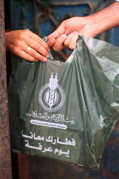 بيت الزكاة والصدقات يبدأ توزيع لحوم الصدقات على 50 ألف أسرة مستحِقة في 8 محافظات بالصعيد