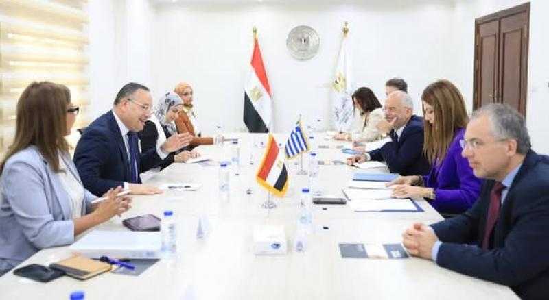 وزير التعليم العالي يستقبل وزيرة التعليم والرياضة اليونانية لبحث سبل التعاون المشترك