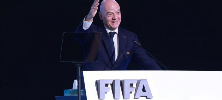 فيفا يدرس توسيع كأس العالم إلى 66 منتخبًا