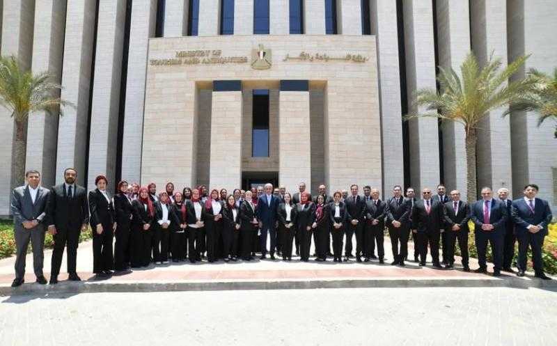 وزير السياحة والآثار يشهد إطلاق النسخة الأولى من البرنامج المتقدم في القيادة التنفيذية (AELP)