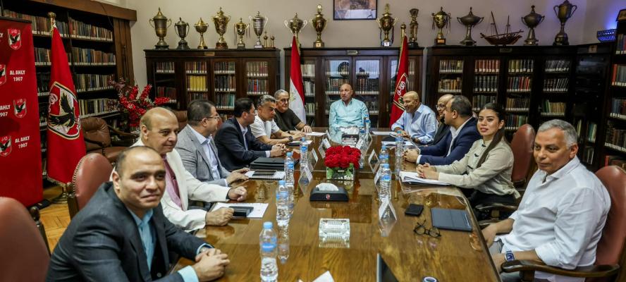 كواليس اجتماع الجمعية العمومية لشركة الأهلي لكرة القدم