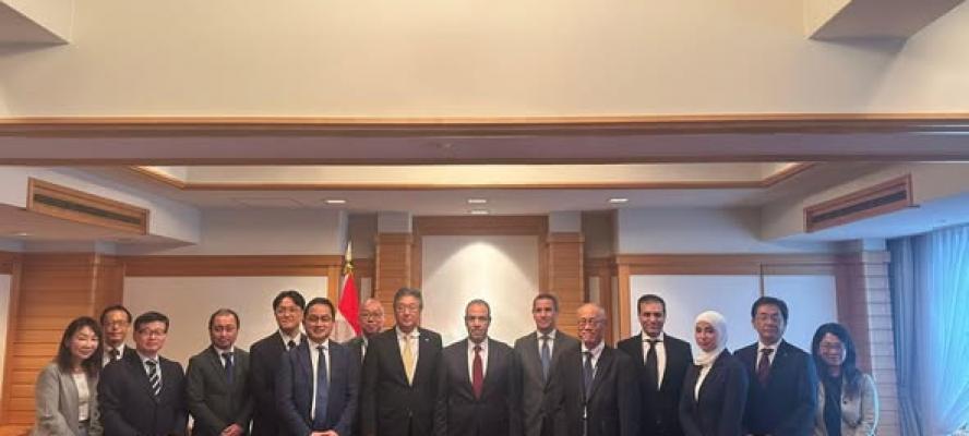 وزير الخارجية يلتقي رئيس مجلس إدارة رابطة وكلاء السفر اليابانية وممثلي عدد من كبرى شركات السياحة باليابان