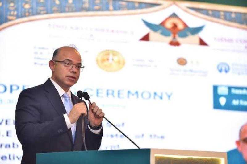 وزير الاستثمار والتجارة الخارجية يلقي الكلمة الرئيسية في افتتاح المؤتمر الـ52 لمنظمة التأمين الأفريقية (AIO)