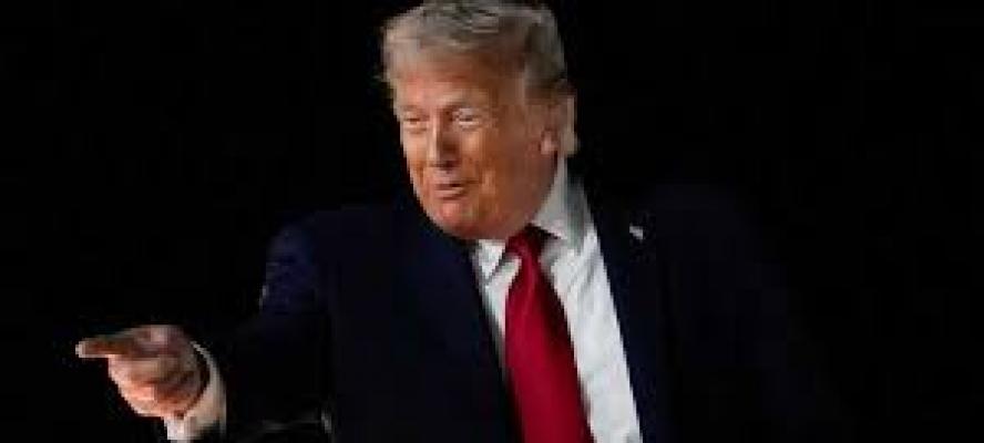 ترامب: إيران انتهكت اتفاق وقف إطلاق النار بالهجوم على سفينة شحن بمضيق هرمز