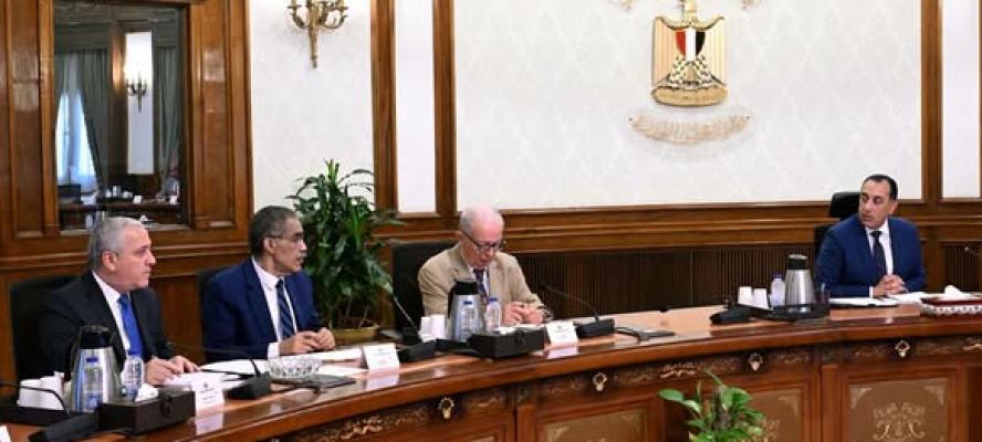 رئيس الوزراء يتابع ملف تسوية مديونية المؤسسات الصحفية القومية