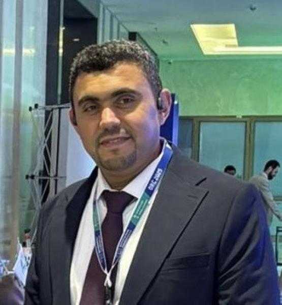 فضل داود ينال درجة الدكتوراه في سلاسل الإمداد والدعم اللوجستي من جامعة IBAS