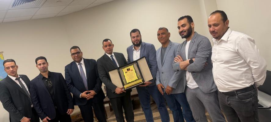 أبناء الجالية المصرية في الرياض يكرمون الملحق العمالي المستشار علي خلف تقديرًا لعطائه في خدمة المصريين