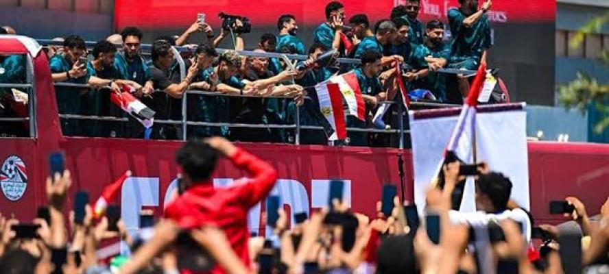 مباشر ..انطلاق حفل 100 مليون شكراً للمنتخب باستاد القاهرة