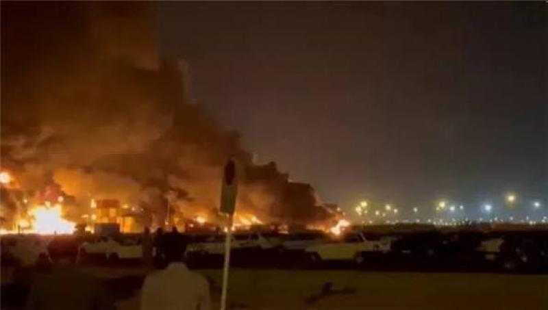 التلفزيون الإيرانى: ضربات أمريكية تستهدف جزيرة قشم وبندر عباس