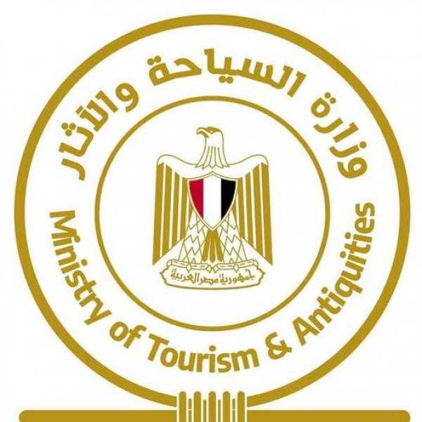 وزارة السياحة والآثار تطلق مشروعًا متكاملًا لتطوير الخدمات المقدمة للزائرين بمنطقة آثار سقارة ورفع كفاءة الطرق الداخلية بها