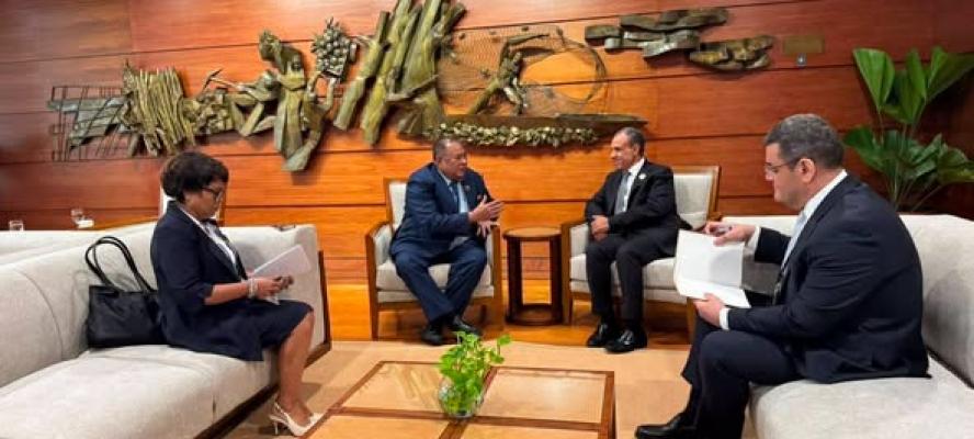 وزير الخارجية يلتقي وزير خارجية تيمور الشرقية لبحث سبل تعزيز العلاقات الثنائية والتعاون المشترك