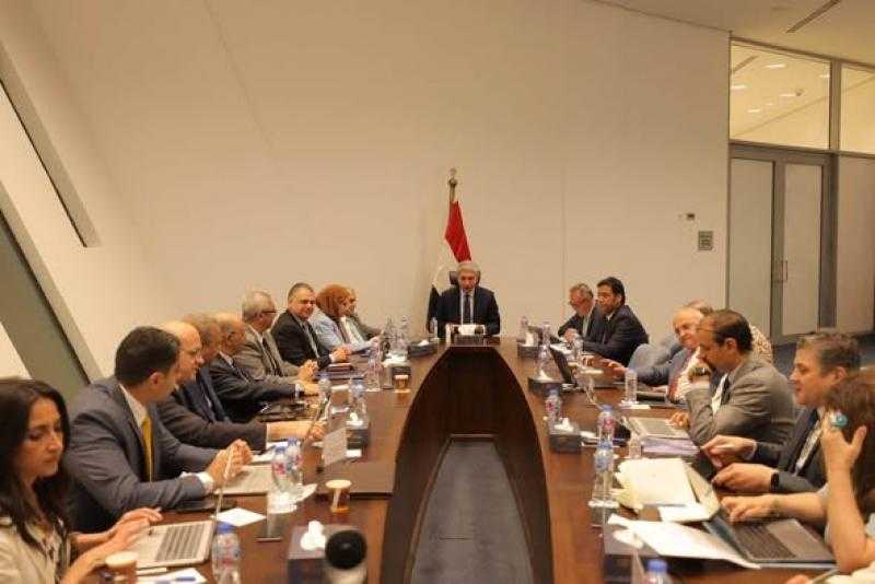 وزير السياحة والآثار يترأس اجتماع مجلس إدارة هيئة المتحف المصري الكبير