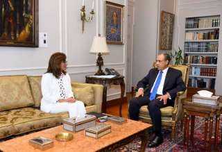 وزير الخارجية يلتقي رئيسة الأكاديمية الوطنية للتدريب وزير الخارجية يلتقي رئيسة الأكاديمية الوطنية للتدريب