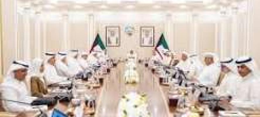 مجلس وزراء الكويت يعرب عن تضامنه مع مصر واستنكاره للهجوم بمُسيرة على ميناء دمياط