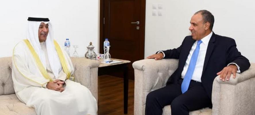 وزير الخارجية يلتقي الأمين العام لمجلس التعاون لدول الخليج العربية