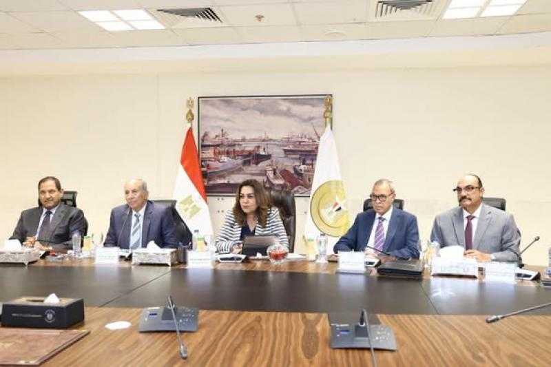 وزيرة التنمية المحلية والبيئة: اللجنة العليا للقيادات بالوزارة تنتهي من المقابلات الشخصية لـ425 من المتقدمين لمسابقة الوظائف القيادية بالمحافظات