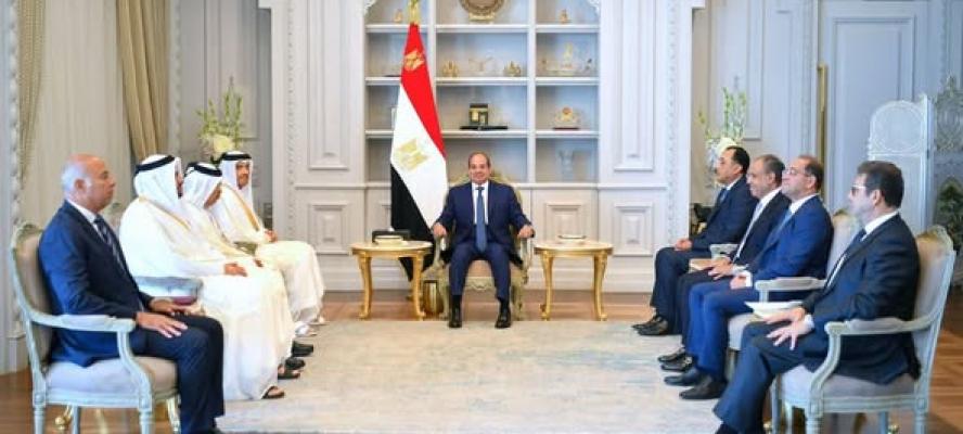 رئيس الوزراء ووزير خارجية قطر ينقل إلى الرئيس السيسى تحيات الأمير تميم بن حمد