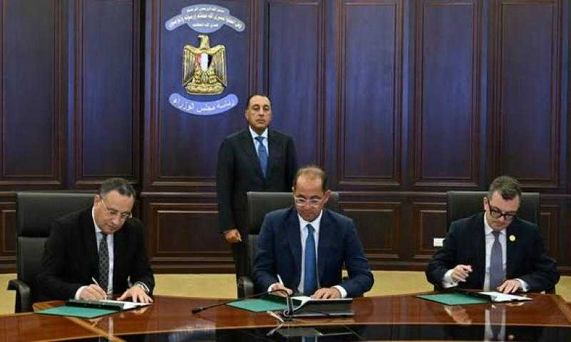 رئيس الوزراء ..٤٨ مليار جنيه للانطلاق بجامعات ”القاهرة وعين شمس والإسكندرية والمنصورة وأسيوط» والارتقاء بتصنيفها إلى TIER1