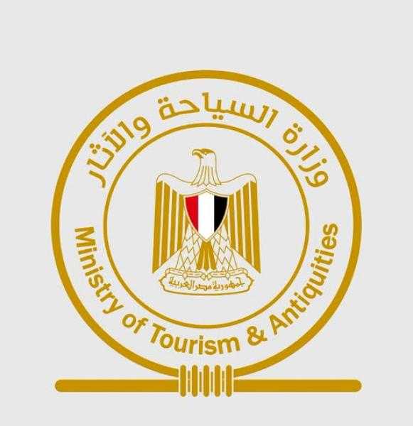 وزير السياحة والآثار يعتمد الضوابط والقواعد والإجراءات المنظمة للحج السياحي لموسم 1448هـ