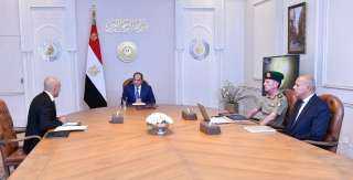 الرئيس السيسى: أهمية بناء قدرات المعلمين باعتبارهم الركيزة الأساسية لتطوير المدرسة