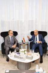 وزير الطيران يبحث مع مؤسسة التمويل الدولية مستجدات طرح مشروع مطار الغردقة