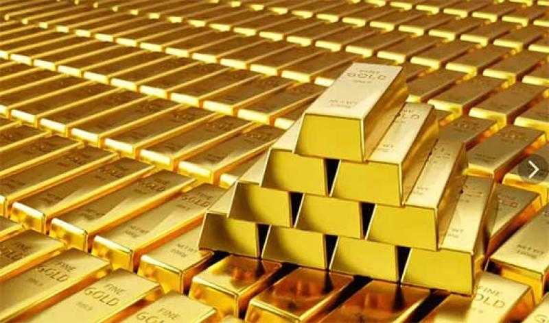 الذهب يستقر قرب 4300 دولار مع ارتفاع رهانات رفع الفائدة الأمريكية