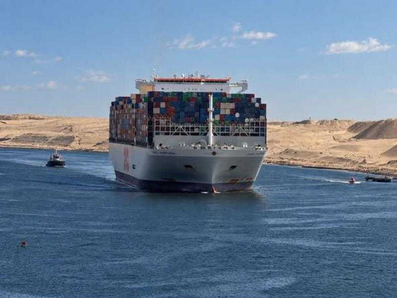 قناة السويس تشهد العبور الأول لسفينة الحاويات OOCL PORTUGAL ضمن قافلة الشمال”