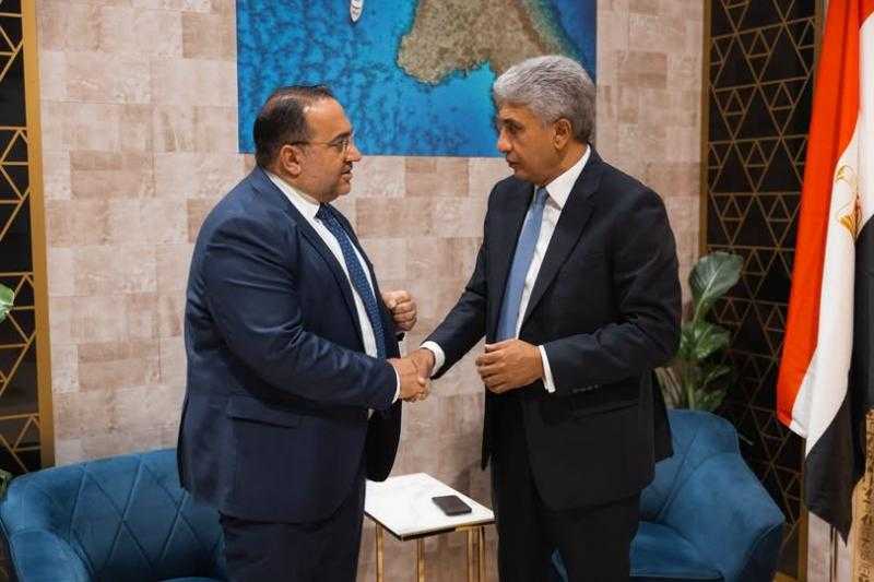 وزير السياحة والآثار يلتقي وزير السياحة القبرصي لبحث تعزيز التعاون المشترك في مجال السياحة ودفع الحركة السياحية الوافدة