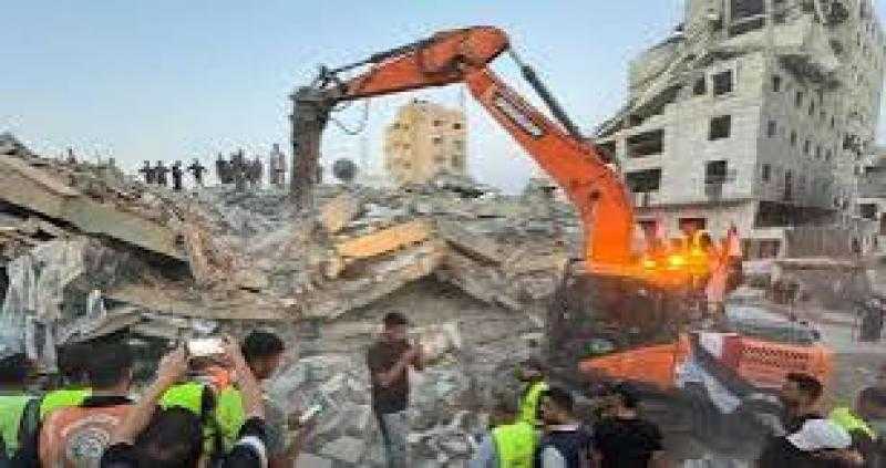 غزة: 5 شهداء فى قصف إسرائيلي و21 ضحايا انهيار مبنى سكنى