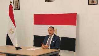 سفير مصر بتونس يعقد لقاءً مع عدد من أعضاء الجالية المصرية