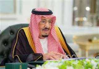 خادم الحرمين الشريفين: نقدر دور القطاعات العسكرية والأمنية في الدفاع عن الوطن خادم الحرمين الشريفين: نقدر دور القطاعات العسكرية والأمنية في الدفاع عن الوطن