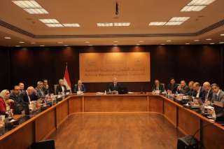 وزير السياحة والآثار يترأس اجتماع مجلس إدارة هيئة المتحف المصري الكبير