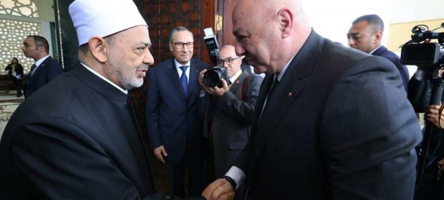 الرئيس اللبناني يجدد دعوته لشيخ الأزهر لزيارة لبنان مطلع 2027