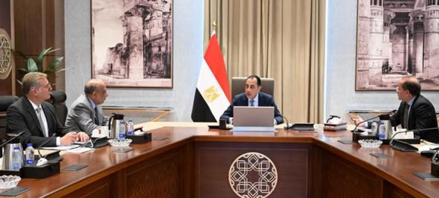 رئيس الوزراء يستعرض محاور جلسة ”مسيرة الطاقة المصرية”