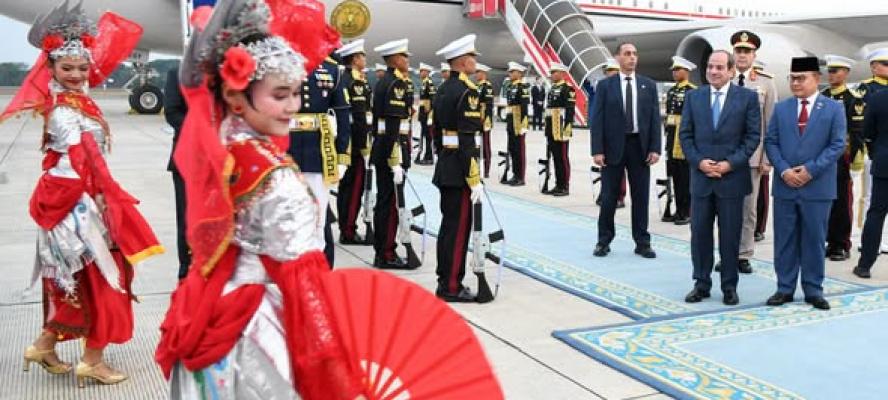 الرئيس السيسى يلتقى نظيره الإندونيسى غدًا فى القصر الرئاسى بجاكرتا ويعقدان مؤتمرًا صحفيًا