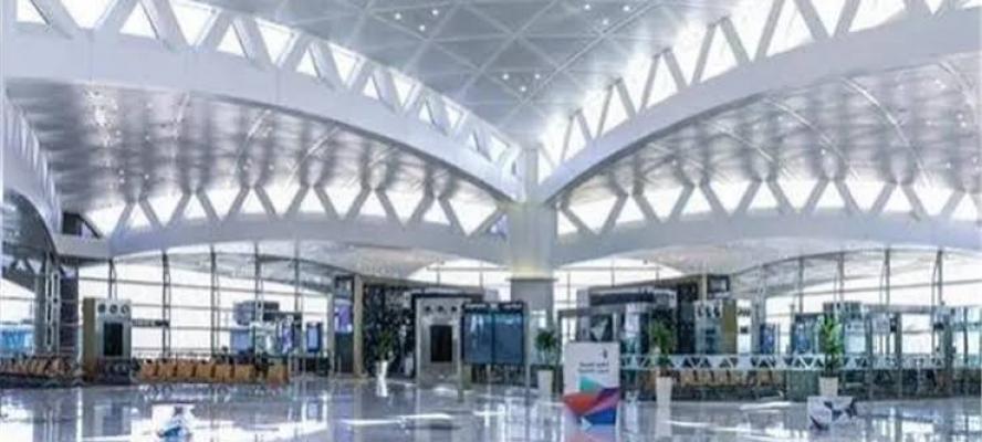 السعودية.. مصابون فى استهداف مطار الملك خالد وتعليق العمليات التشغيلية