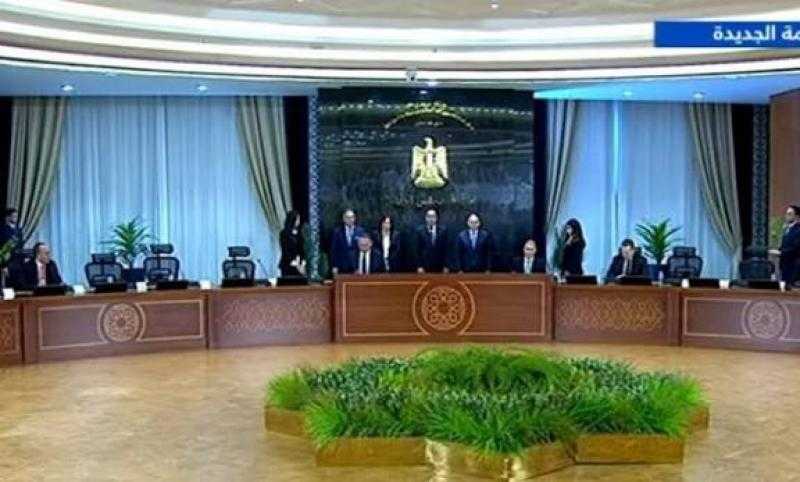 رئيس الوزراء يشهد توقيع عقود مشروعات تنمية عمرانية