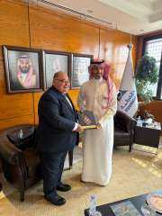 القنصل العام المصري بالرياض السفير ياسر هاشم يزور المنطقة الشرقية لمتابعة أحوال الجالية المصرية وتعزيز التعاون السعودي المصري